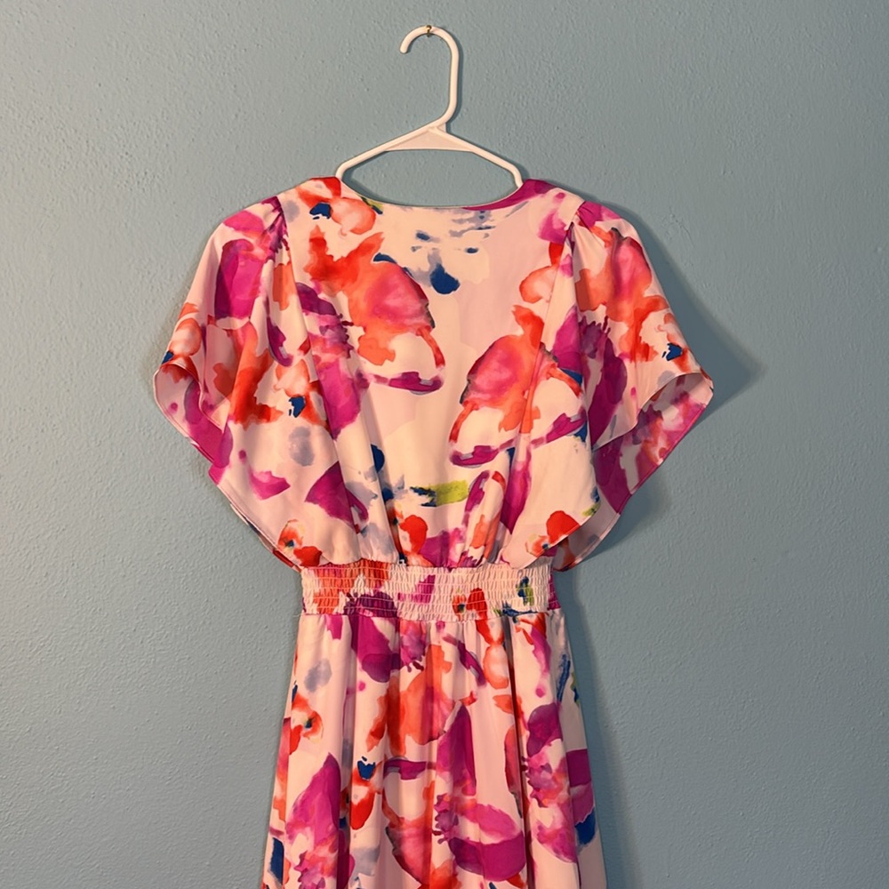 DKNY Vibrant Floral High Low Smocked Waist V Neck Flutter Sleeve Floral Dress 2 - Picture 8 of 10